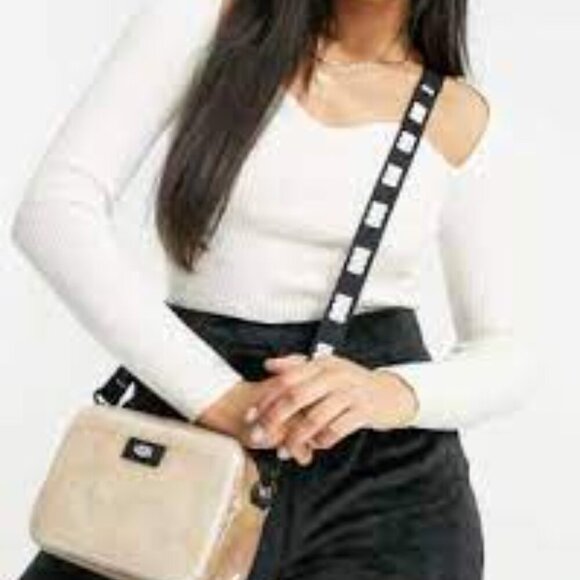 UGG Janey II Clear Neutral Crossbody Women's Bag NEW - Picture 1 of 10
